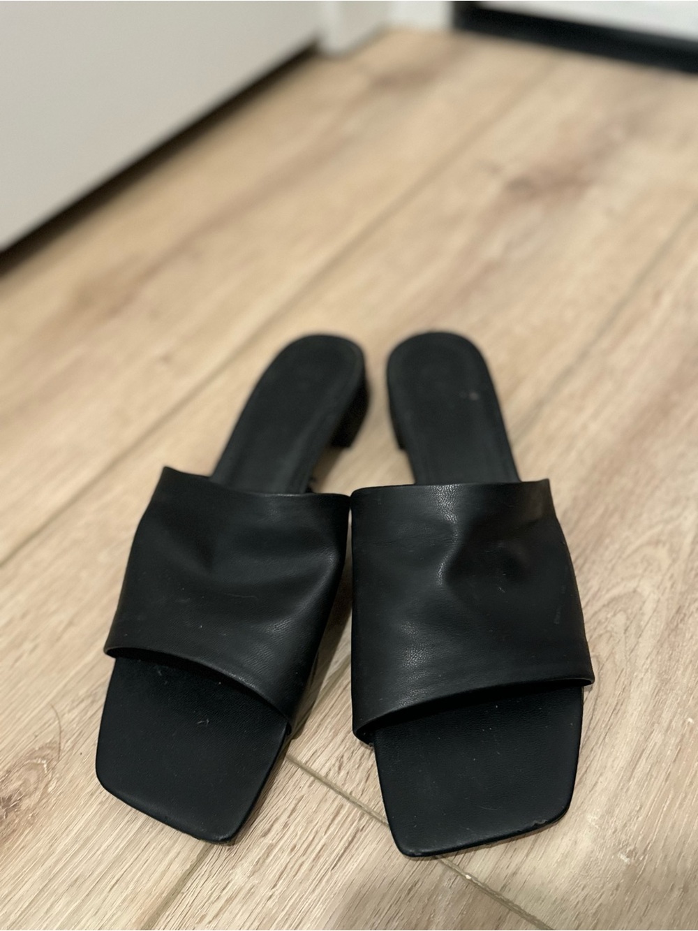 H&M Black Square-Toe Slide Sandals